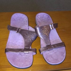 Vionic Sandals, size 8, excellent condition,